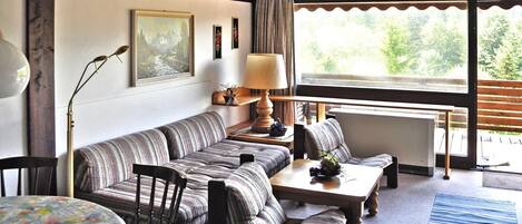 Apartment | Living area