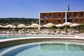 Departamento | Alberca | Alberca al aire libre 