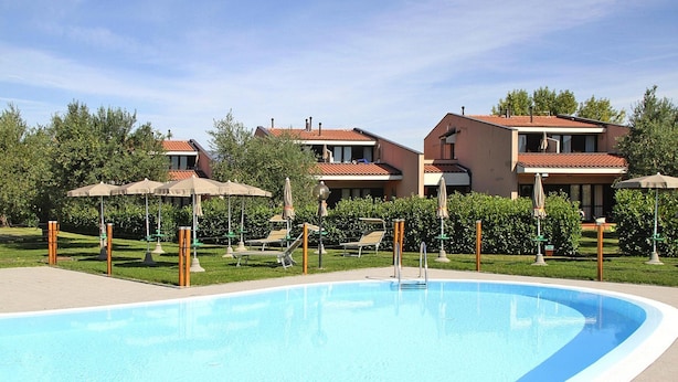 Unclassified image, 1 of 26, button - Apartment in Moniga del Garda (Moniga del Garda)