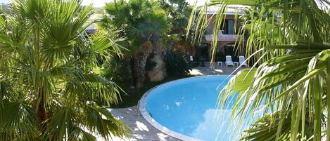 Apartment | Pool | Outdoor pool
