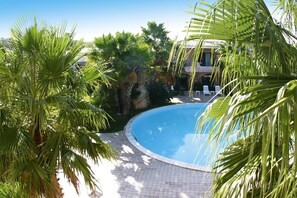 Outdoor pool - Residence With Shared Pool in Palau (Palau)
