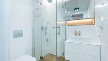 Apartment | Bathroom