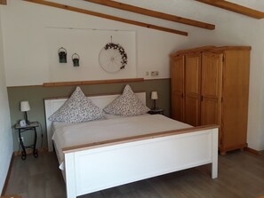 House | 2 bedrooms, individually furnished - Ferienhaus in Zempin mit Garten (Zempin)