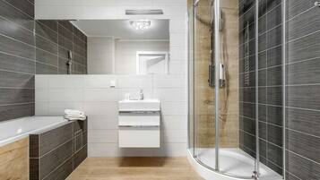 Apartment | Bilik Mandi