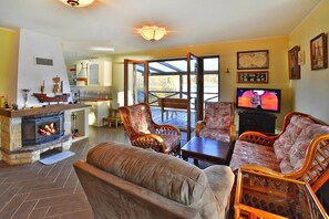 House | Living room - Holiday Home by Lake Rosnowskie With Boat (gmina Manowo)