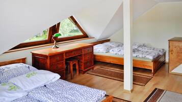 House | 2 bedrooms, individually furnished, bed sheets