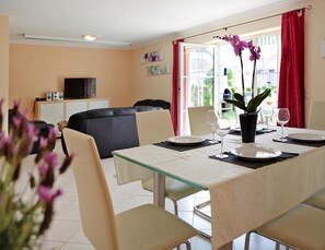 House | Dining - Ferienhauser am Kummerower See, Verchen (Verchen)