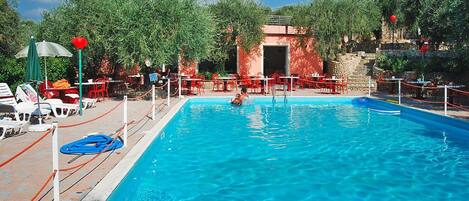 Leilighet | Basseng | Utendørsbasseng