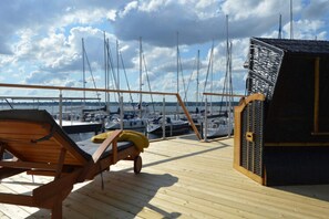 Mobile Home | Balcony - Houseboat Hecht in Egernsund at the Marina Minde (Broager)
