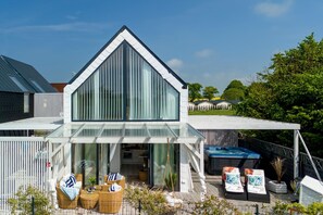 House | Terrace/patio - House With a Huge Terrace and a Whirlpool Bathtub (Kamien Pomorski)