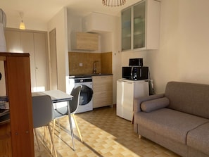 Interior - Cozy studio with private parking and Wi-Fi in Balaruc-les-Bains (Balaruc-les-Bains)