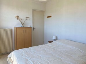 1 bedroom, free WiFi