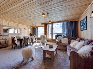 TV - Spacious Apartment 6 People · Balcony · Wifi in Tignes Le Lac (Tignes)