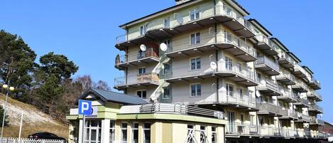 Apartment | Exterior