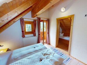 Chalet | 4 Schlafzimmer, individuell eingerichtet, Bettwäsche