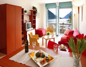 Apartment | Living room - Apartment in Porlezza-formerly TUI Ferienhaus (Porlezza)