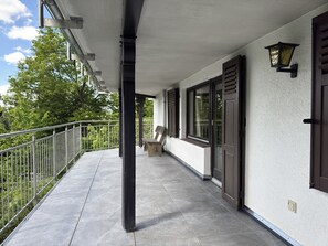 House | Balcony - Ferienhaus Sackpfeifenblick, Hatzfeld (Hatzfeld)