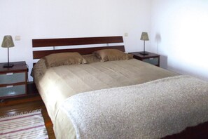 1 chambre, ameublement personnalisé, draps fournis
