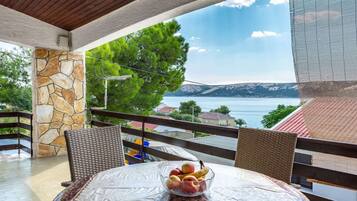 Rumah | Tempat makan