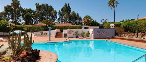 House | Pool | Outdoor pool