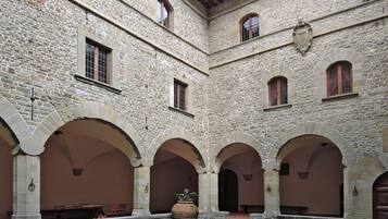 Apartment | Exterior