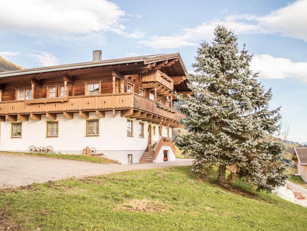 Apartment | Exterior