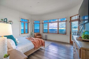 12 bedrooms, desk, iron/ironing board, WiFi