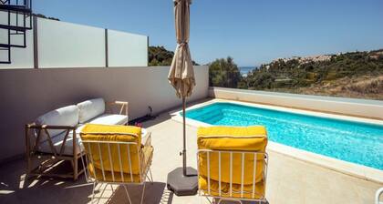 Tasteful Holiday Home With Private Pool
