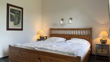 Apartment | 3 bedrooms, individually furnished