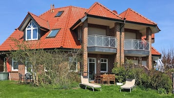 Íbúð | Fyrir utan