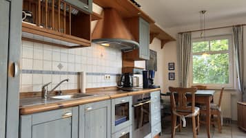 Apartment | Private kitchen | High chair