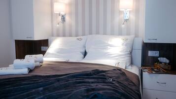 Apartemen | 2 kamar tidur dan dilengkapi dengan perabotan berbeda-beda