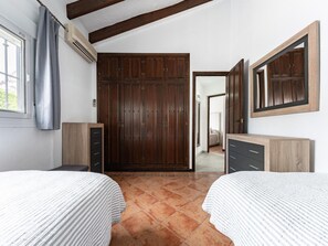Unclassified image, 4 of 22, button - Lively Apartment in Mijas With Private Balcony (Mijas)