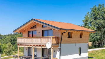 Chalet | Exterior