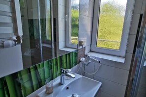 Apartment | Badezimmer