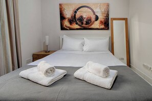 4 habitaciones, tabla de planchar con plancha y wifi gratis 
