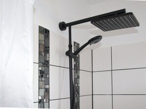 Apartment | Bathroom