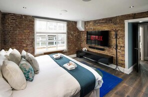Apartment - Luxury Penthouse Located Near Old Street (London)
