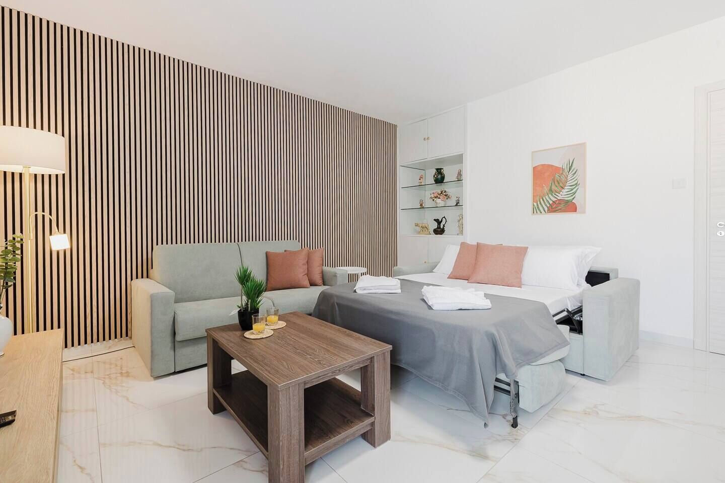 2 slaapkamers, een strijkplank/strijkijzer, gratis wifi, beddengoed