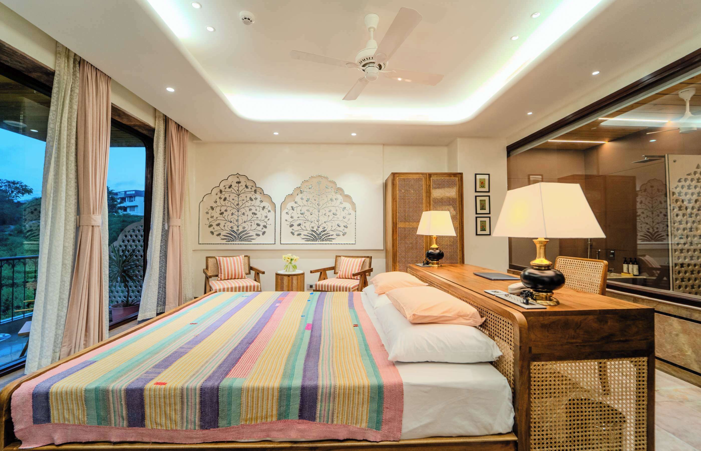 Jaipur Room | Down duvets, pillow-top beds, minibar, in-room safe