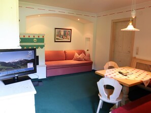 Apartment | Living room - Apartment in Krimml With Parking Space (Krimml)