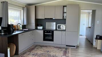 Ferienhaus | Eigene Küche | Wasserkocher, Toaster