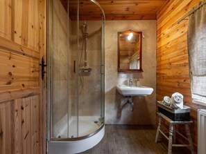 House | Bathroom - Holiday Home in Belczna Near Lake Klepnicko (Łobez)