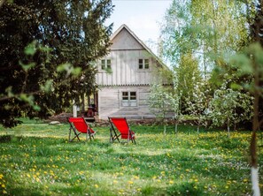 House | Garden - Holiday Home in Belczna Near Lake Klepnicko (Łobez)