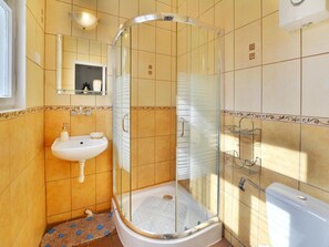 Ferienhaus | Badezimmer