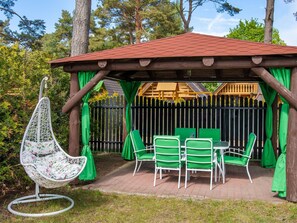 Apartment | Dining - Apartment in Jaroslawiec Near the Beach (Postomino)