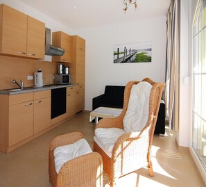Appartement | Cuisine privée | Bouilloire électrique, grille-pain