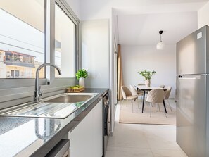 Appartement, 2 slaapkamers, balkon, uitzicht op de stad | Interieur