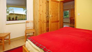 House | 2 bedrooms, individually furnished, bed sheets