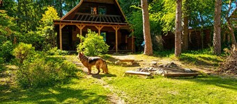 Great Holiday Home in the Middle of Nature and Right on the Lake, Natac Wielka